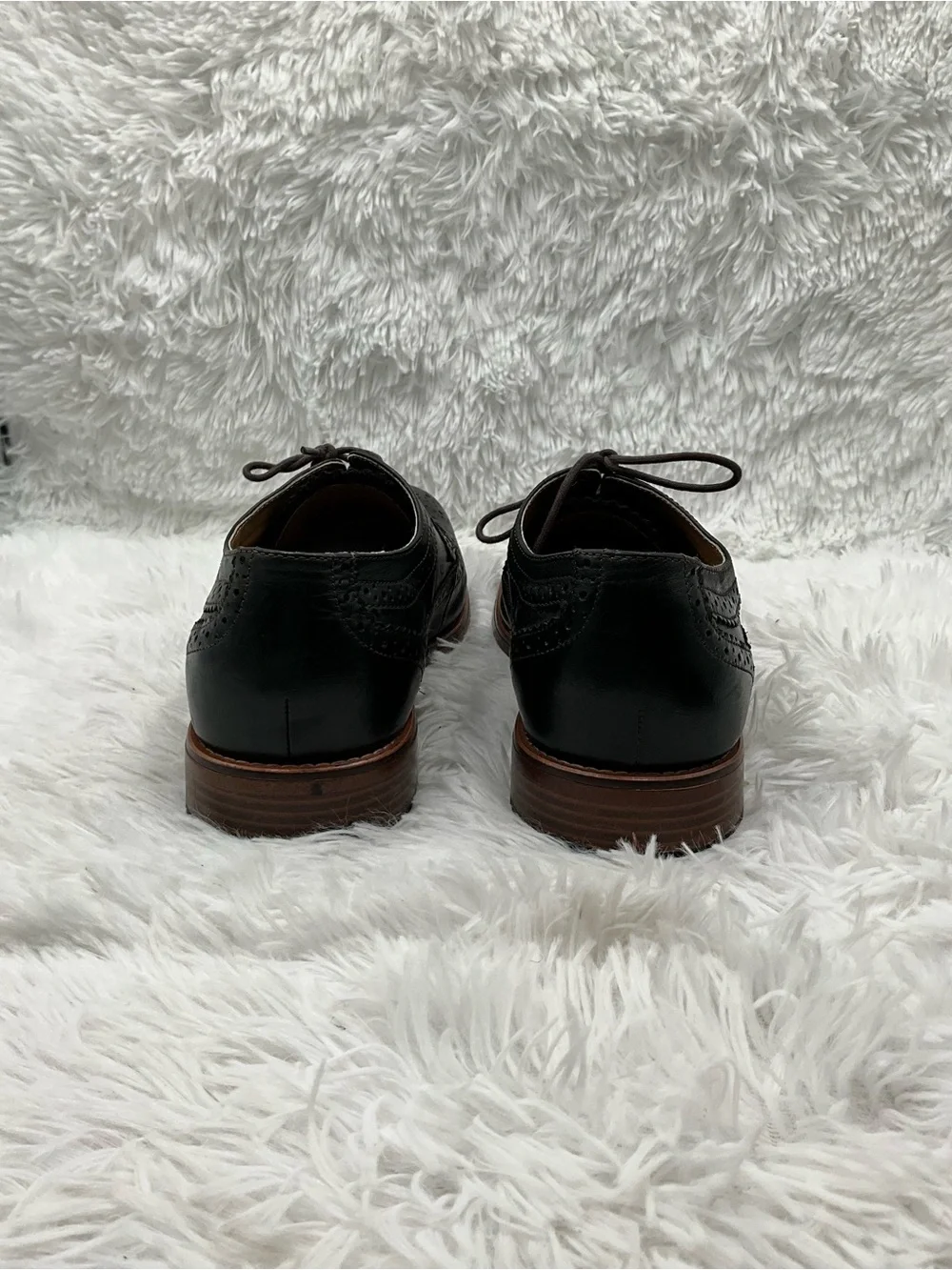 Bass Wingtip Shoes Size 10M Black Leather Oxford Dress Shoe w/ Brown Sole